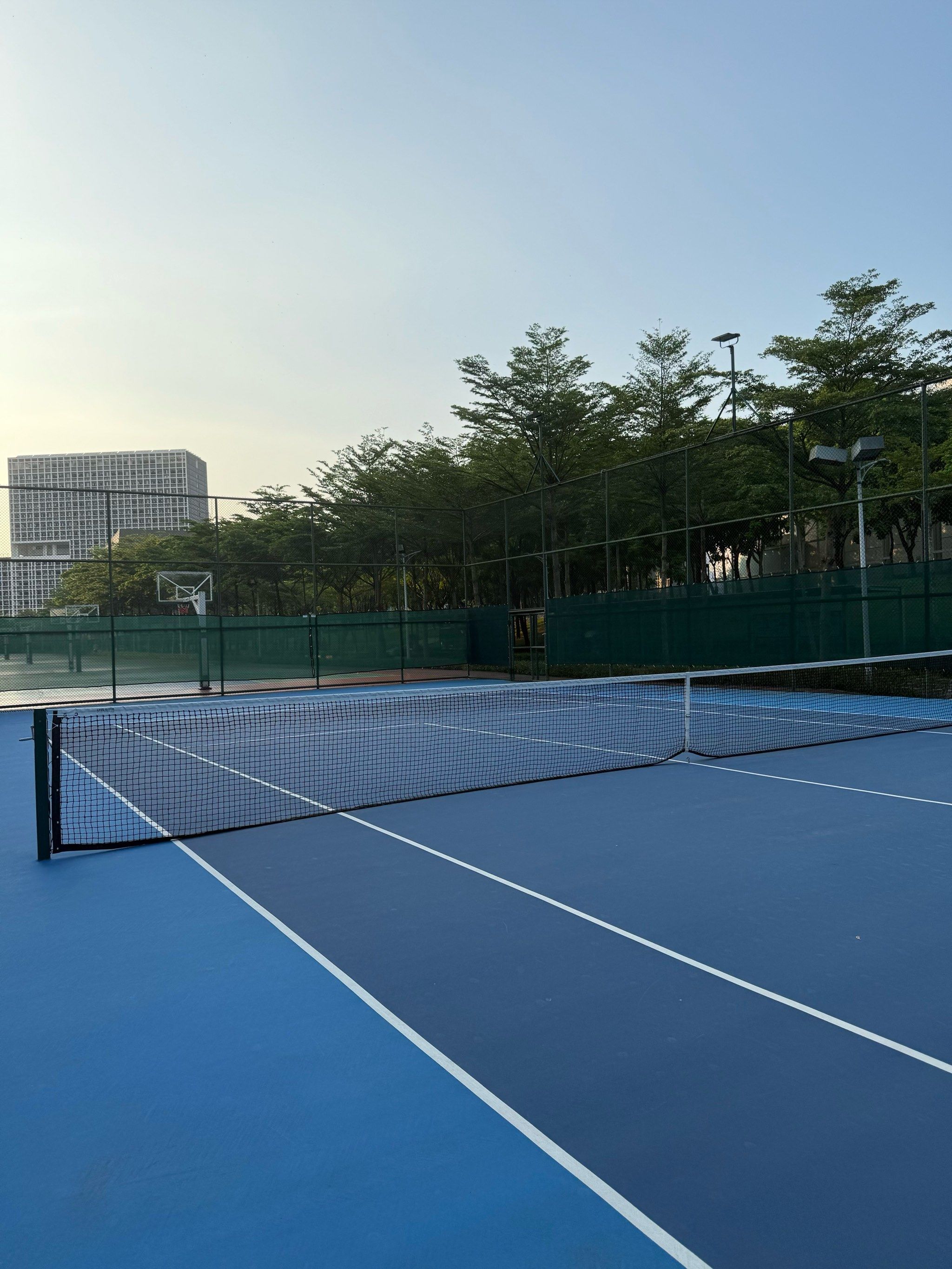 其中包括 其中包括