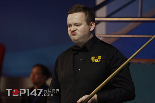 根据独立事 根据独立事