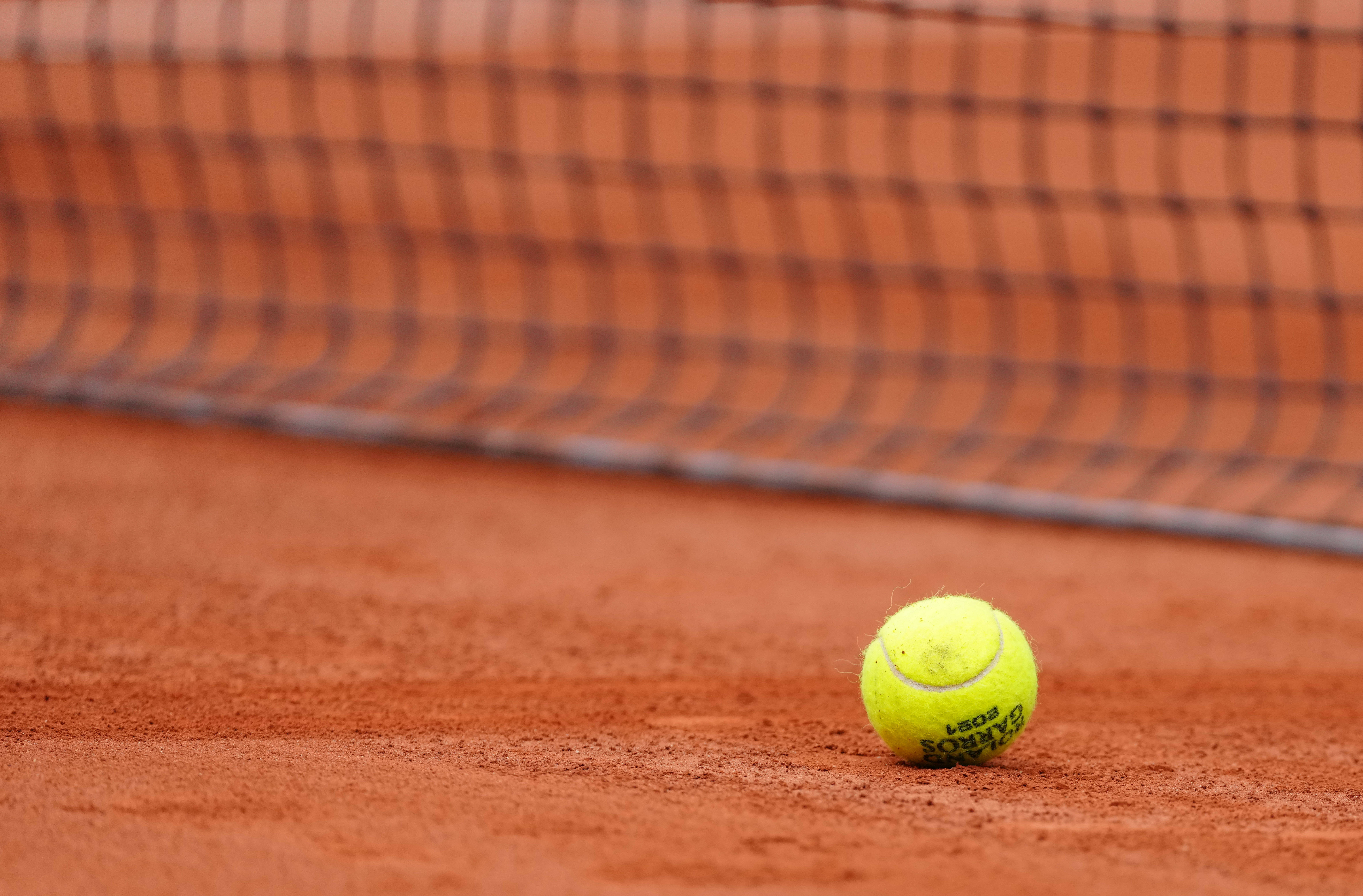 力掀桌者 力掀桌者