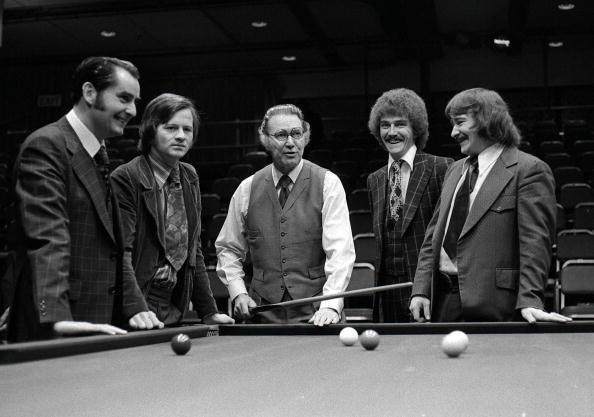 上半场围绕 上半场围绕